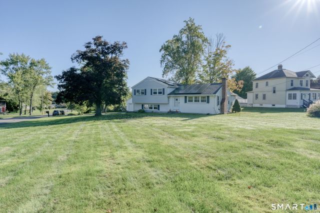 1128 Poqunock Avenue, Windsor, CT 06095