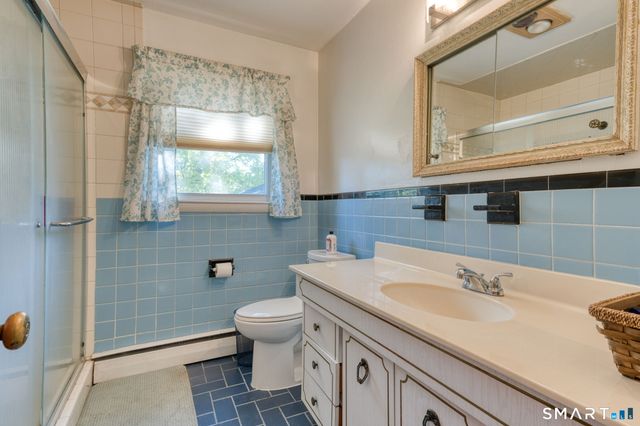1128 Poqunock Avenue, Windsor, CT 06095