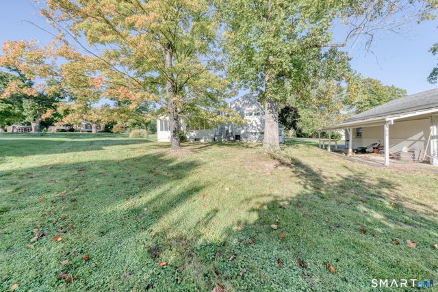 1128 Poqunock Avenue, Windsor, CT 06095