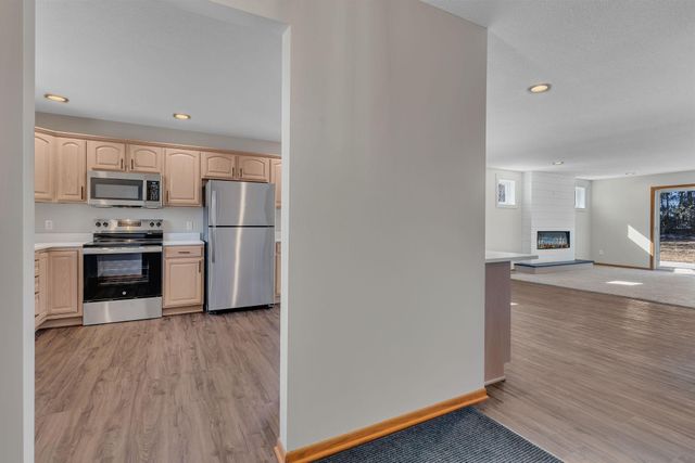 2608 10th Street SW, Willmar, MN 56201