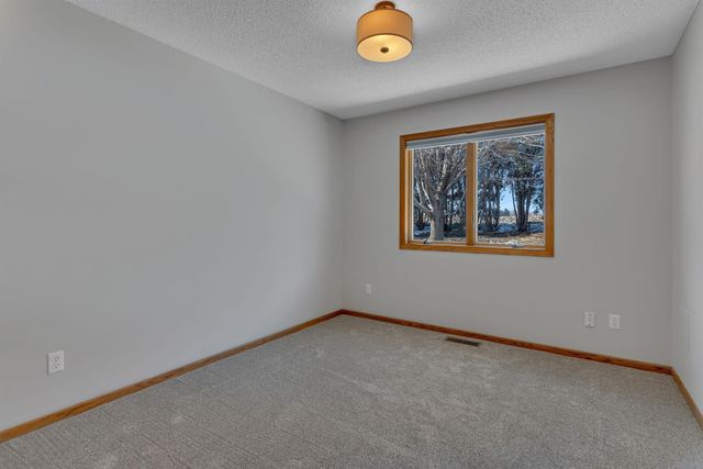 2608 10th Street SW, Willmar, MN 56201