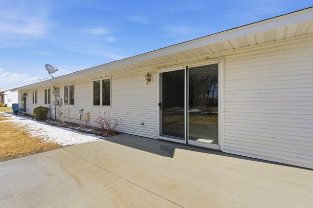 2608 10th Street SW, Willmar, MN 56201