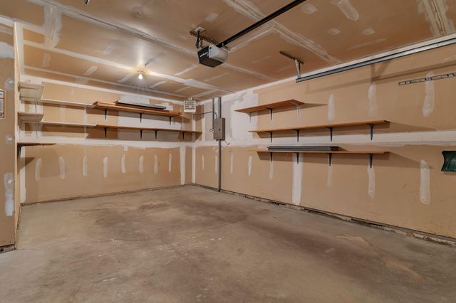 2608 10th Street SW, Willmar, MN 56201