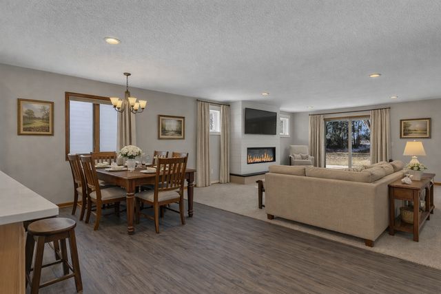 2608 10th Street SW, Willmar, MN 56201
