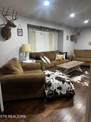 136 McClellan Rd, Madisonville, TN 37354