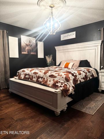 136 McClellan Rd, Madisonville, TN 37354