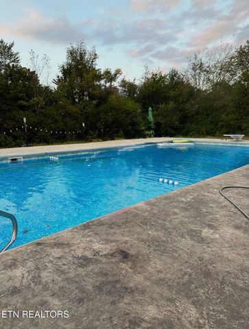 136 McClellan Rd, Madisonville, TN 37354