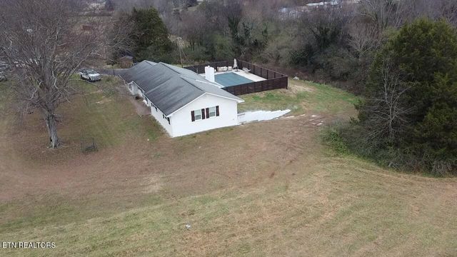 136 McClellan Rd, Madisonville, TN 37354