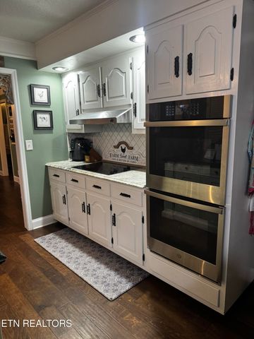 136 McClellan Rd, Madisonville, TN 37354