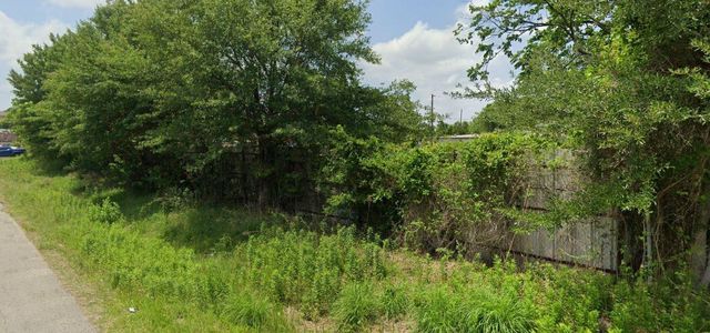 10022 Eastex Freeway, Houston, TX 77093