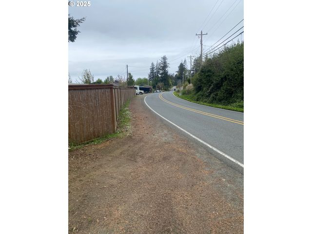 67482 E BAY Rd, North Bend, OR 97459