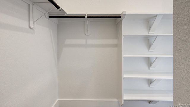 187 Hillside Park, San Antonio, TX 78253