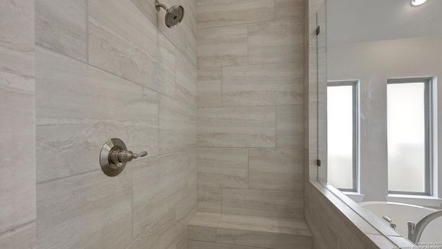 187 Hillside Park, San Antonio, TX 78253