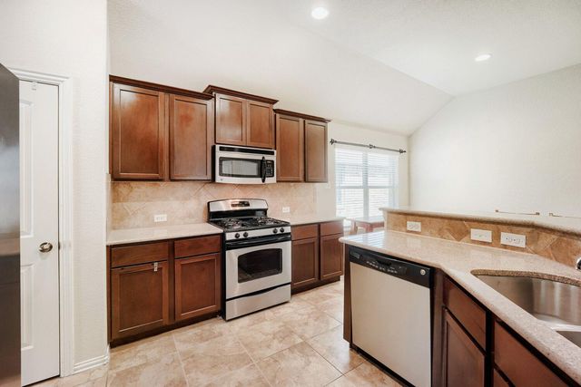 122 Sandstone TRL, Buda, TX 78610