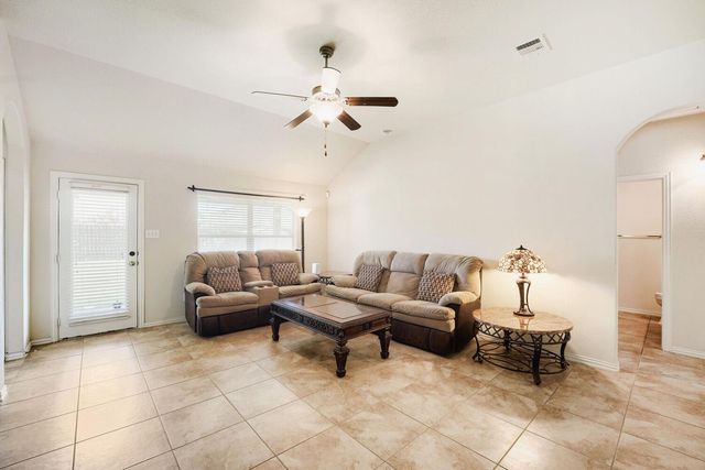 122 Sandstone TRL, Buda, TX 78610