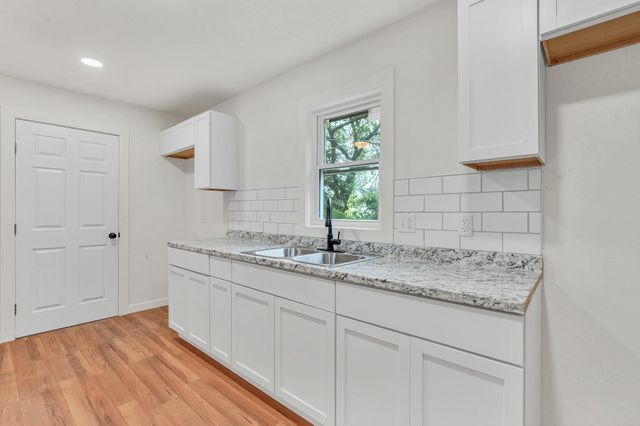 2612 N Green, Wichita, KS 67219