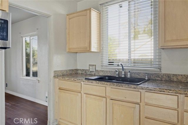 2829 Dracena Street, Bakersfield, CA 93304