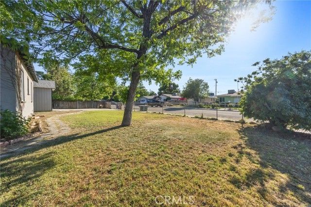 2829 Dracena Street, Bakersfield, CA 93304