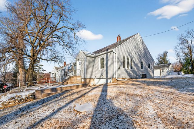 1336 Florence Avenue, Clinton, IA 52732