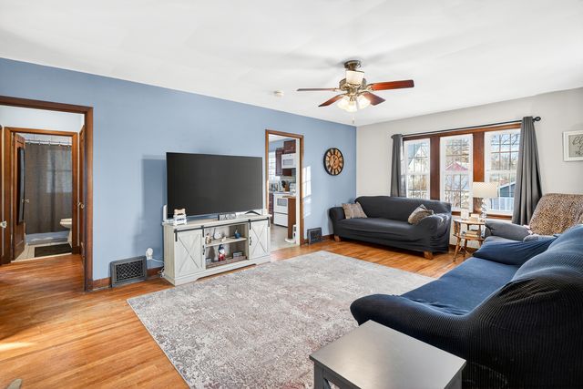 1336 Florence Avenue, Clinton, IA 52732