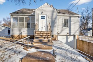 1336 Florence Avenue, Clinton, IA 52732