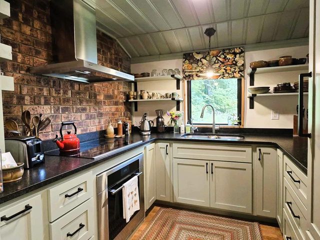 46748 Torgerson Road, Soldiers Grove, WI 54655