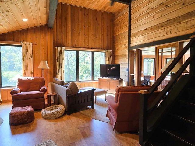 46748 Torgerson Road, Soldiers Grove, WI 54655