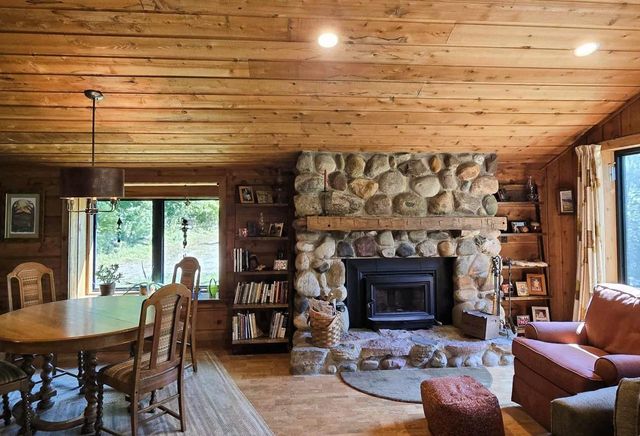 46748 Torgerson Road, Soldiers Grove, WI 54655