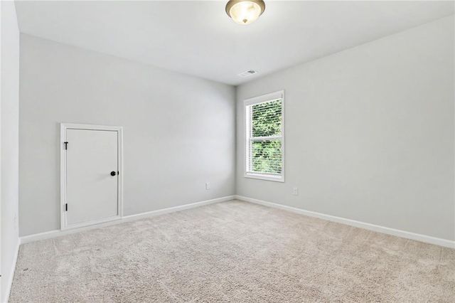 5985 Carruth Lake Drive, Cumming, GA 30028