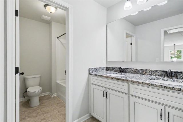 5985 Carruth Lake Drive, Cumming, GA 30028