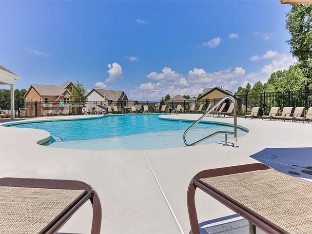 5985 Carruth Lake Drive, Cumming, GA 30028