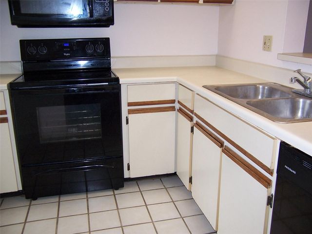 25204 NORTHLAKE DRIVE 25204, Sanford, FL 32773