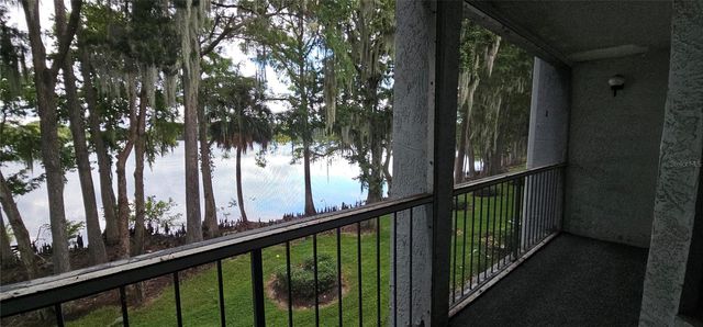 25204 NORTHLAKE DRIVE 25204, Sanford, FL 32773