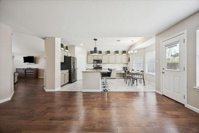 15400 Ozone PL, Austin, TX 78728