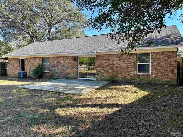10714 Silver Creek Dr, Pensacola, FL 32506