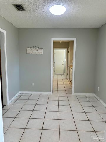 10714 Silver Creek Dr, Pensacola, FL 32506