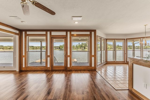 2008 Wickersham Drive, Huntsville, TX 77340