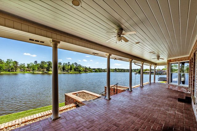 2008 Wickersham Drive, Huntsville, TX 77340