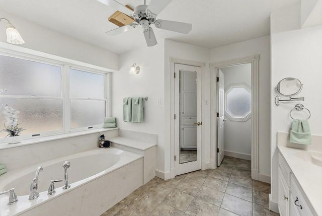 2008 Wickersham Drive, Huntsville, TX 77340