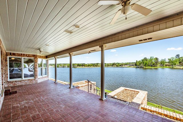 2008 Wickersham Drive, Huntsville, TX 77340