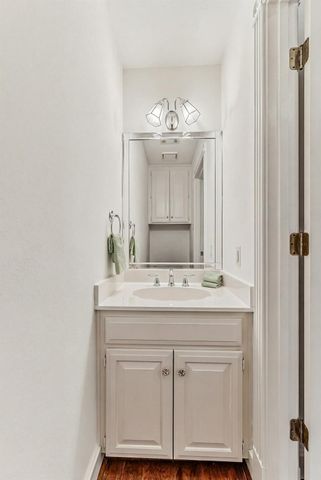 2008 Wickersham Drive, Huntsville, TX 77340