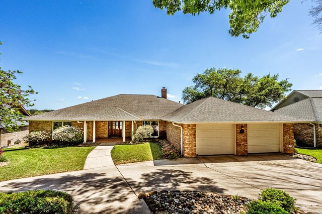 2008 Wickersham Drive, Huntsville, TX 77340