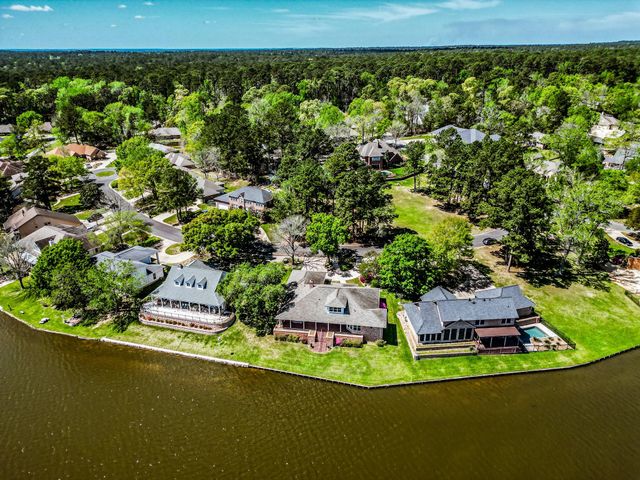 2008 Wickersham Drive, Huntsville, TX 77340