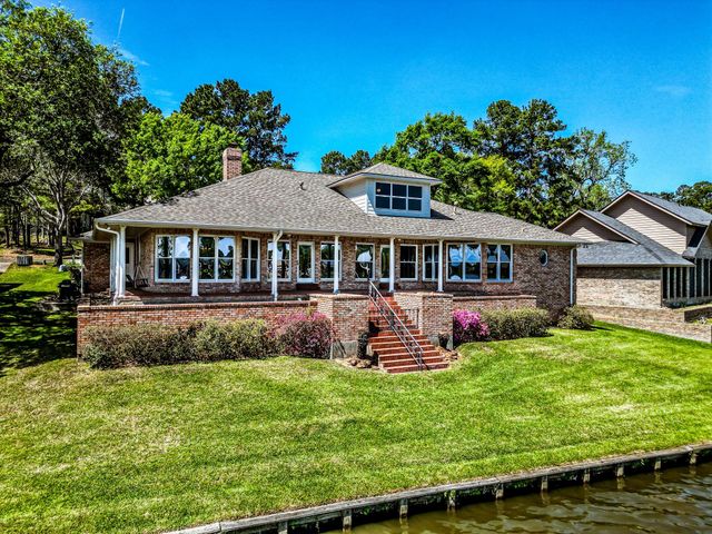 2008 Wickersham Drive, Huntsville, TX 77340