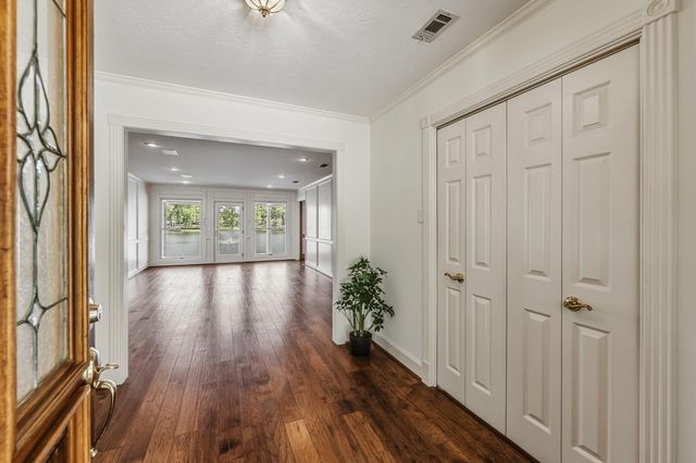 2008 Wickersham Drive, Huntsville, TX 77340