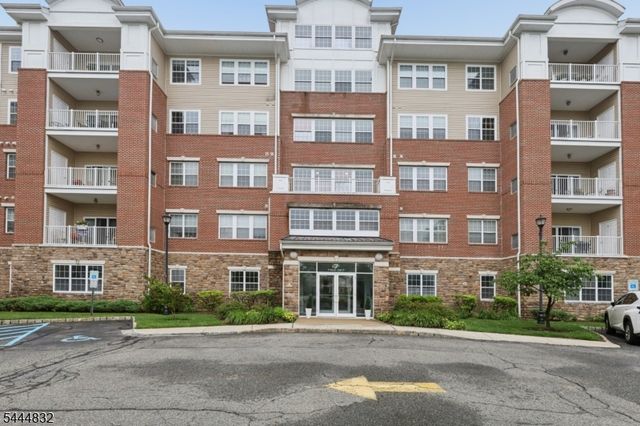 7118 Warrens Way 118, Wanaque Boro, NJ 07465