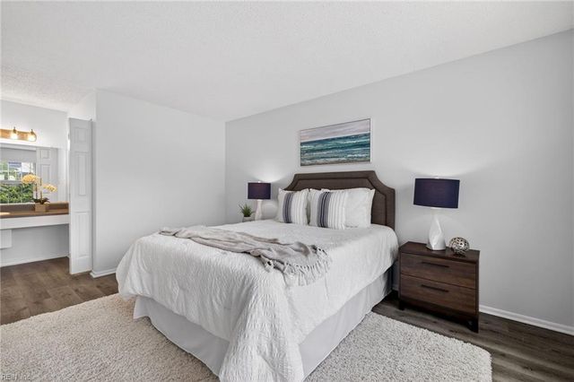 443 Shelter DR, Virginia Beach, VA 23462