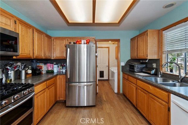 28223 North Bay, Lake Arrowhead, CA 92352