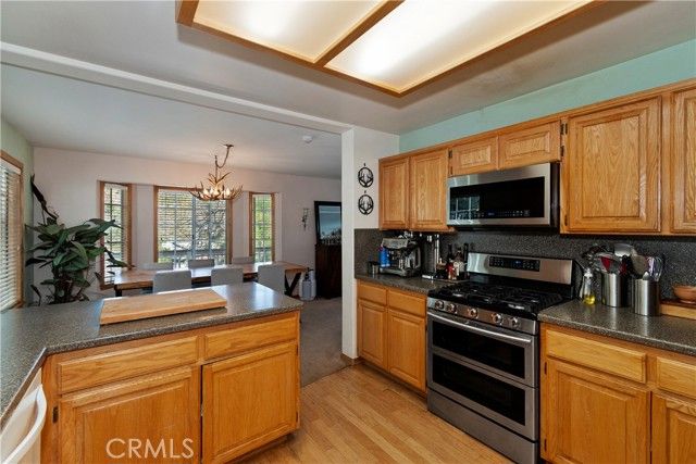 28223 North Bay, Lake Arrowhead, CA 92352