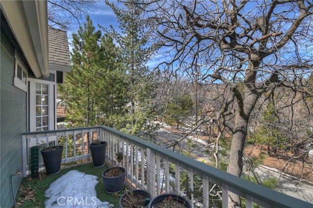 28223 North Bay, Lake Arrowhead, CA 92352